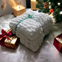 Load image into Gallery viewer, Chunky Knit Blankets